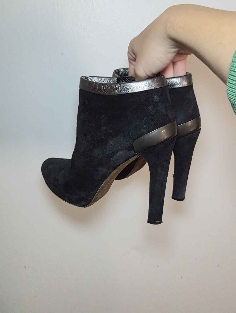 Vintage Fendi Black Suede High-Heel Ankle Boots with Metallic Trim 39 - Picture 7 of 16
